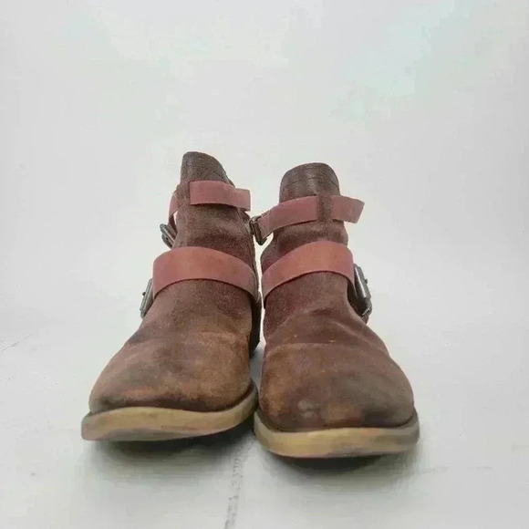 Lucky Brand Chaves Cutout Leather Double Strap Ankle Booties -10M - Picture 3 of 11